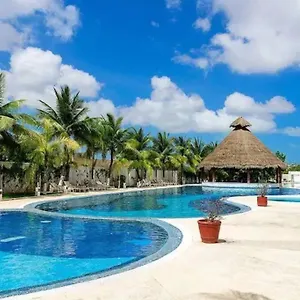  Apartamento & Office Pool