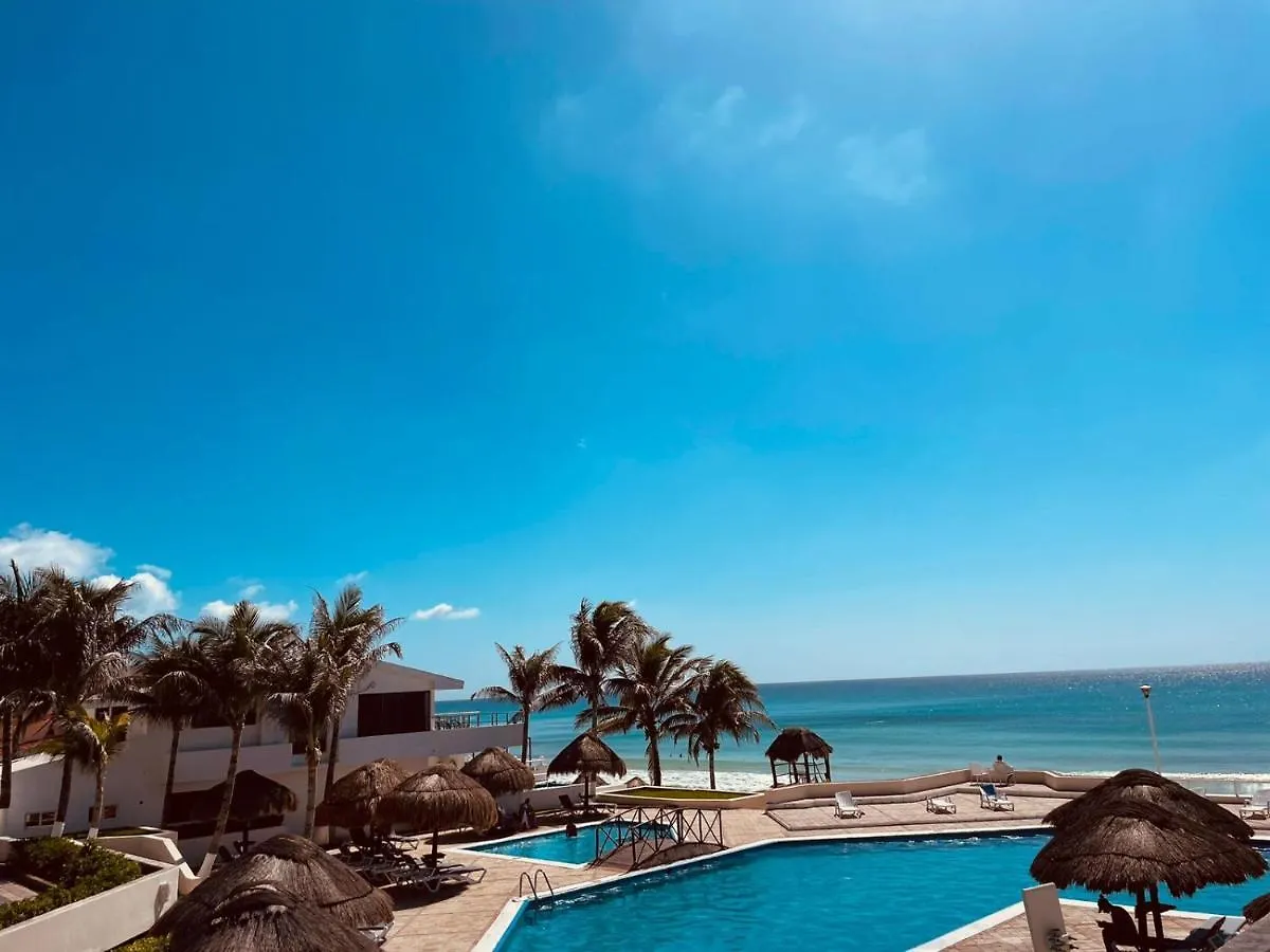 Apartamento Condo Studio For 2 Ppl W/ Private Beach Cancún